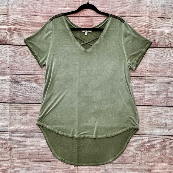 Seven7 • Sage Green Crisscross V-Neck Top, High-Low Hem, Women’s Size Large - Picture 8 of 16
